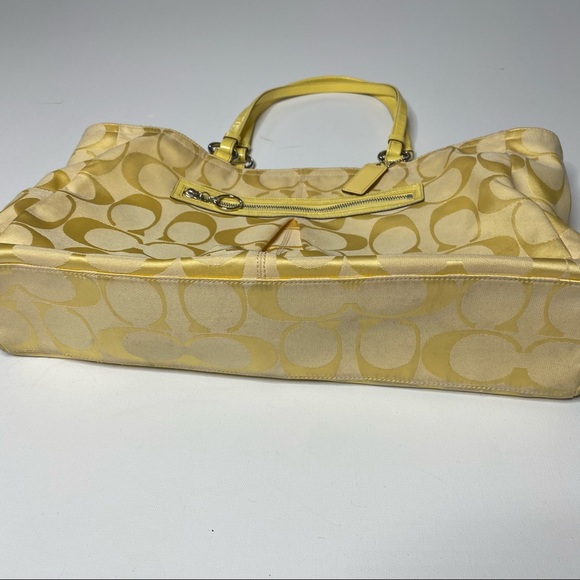 Coach large jacquard tote - Picture 4 of 11